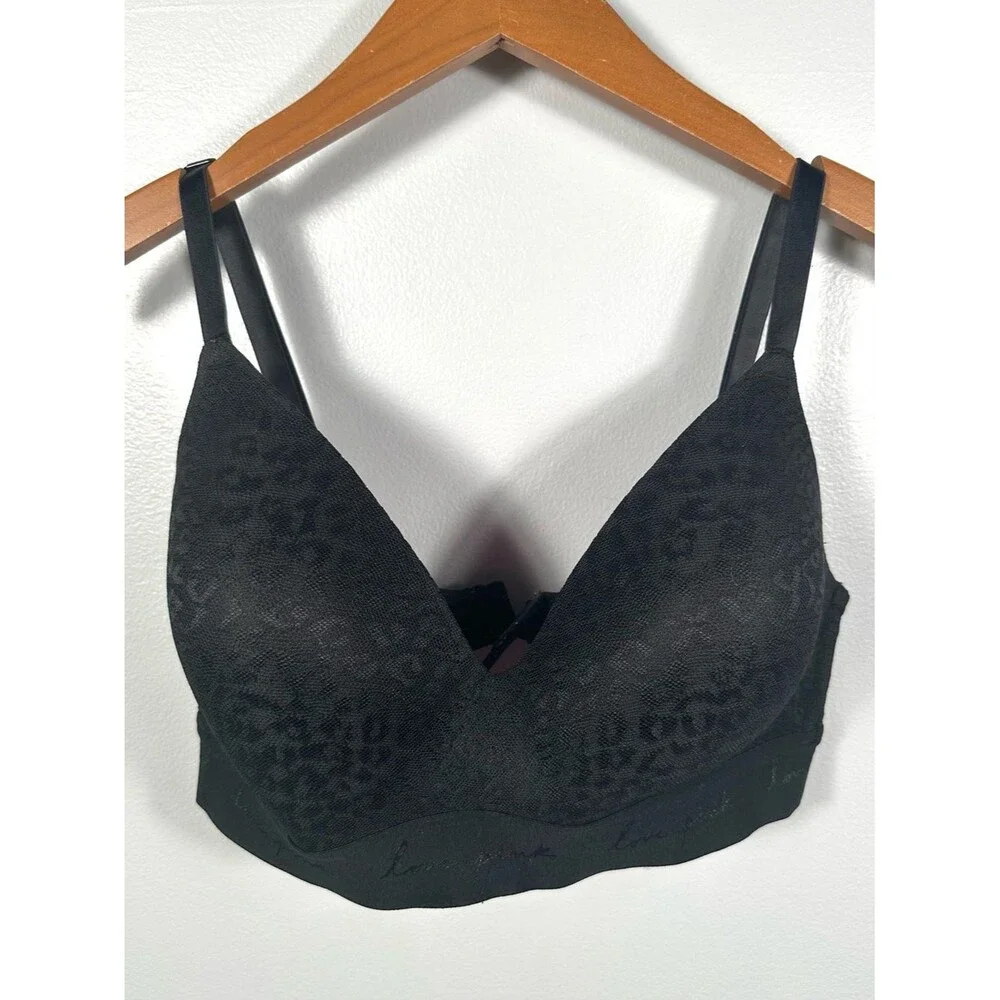 PINK Victoria's Secret Black Leopard Wear Everywhere Wireless Bra Size 36DD